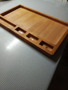 Из дерева разные поделки.